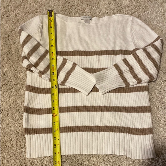 Striped White and Tan Sweater garnet hill - Picture 4 of 6